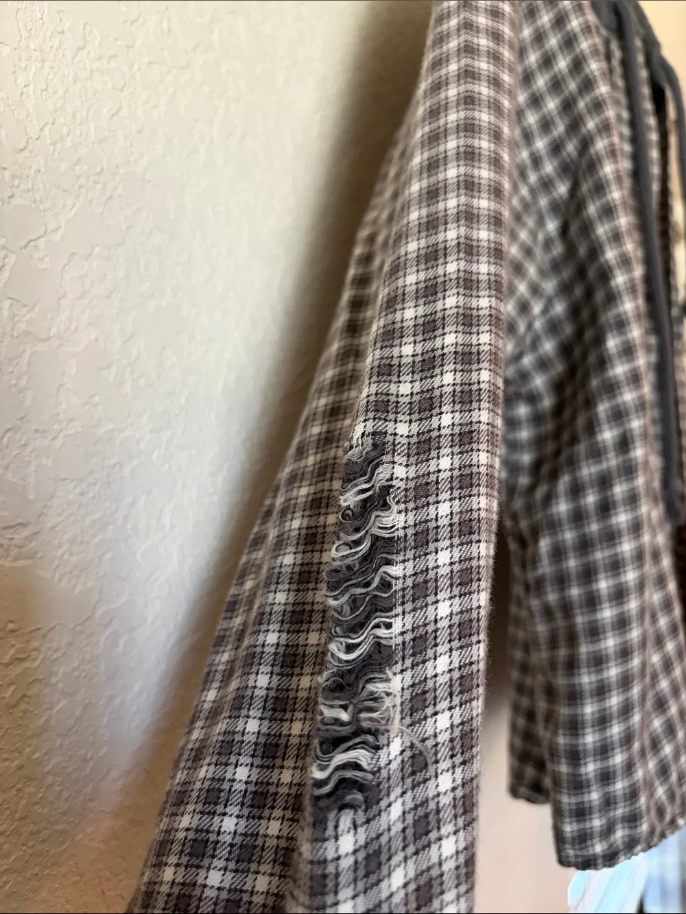 American Eagle Cropped Button-Up Hoodie Flannel Jacket- - Picture 4 of 9